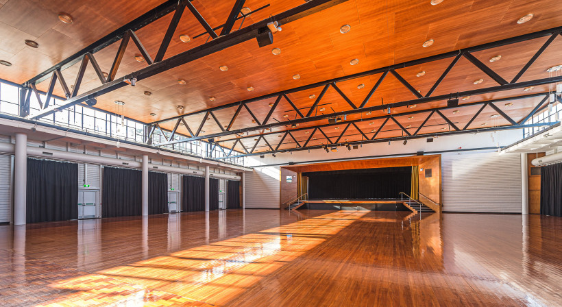 Bespoke Stained Plywood Provides Realistic Alternative to Rimu