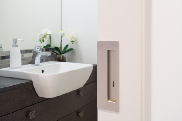 Tips for Cavity Sliders in Tiled Bathrooms