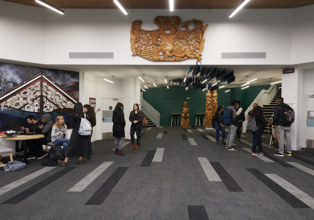 A Dynamic Flooring Solution for University of Waikato Management School