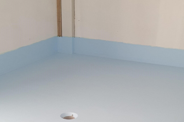 Waterproof Seamless Flooring Systems for LVT and Sheet Vinyl Wet Rooms 