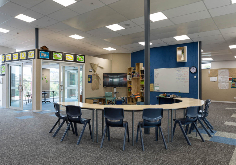 Balmoral School Benefits from Sustainable Carpet Tiles with a Mosaic Effect