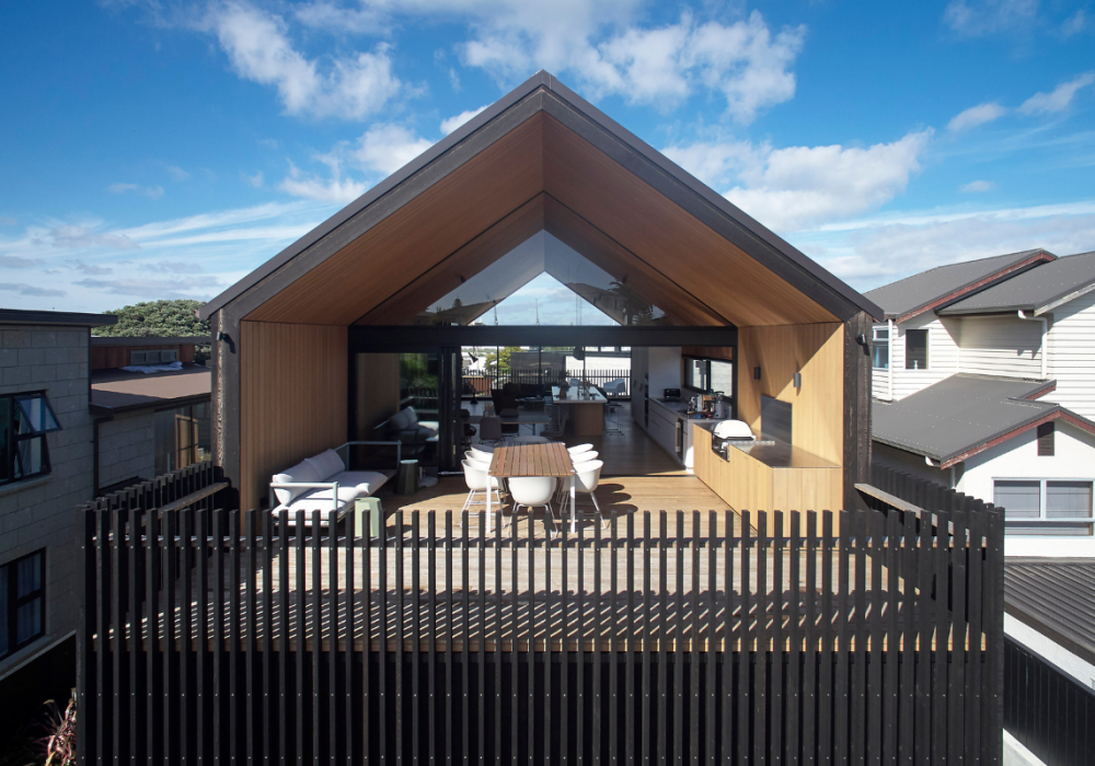 Mt Maunganui Holiday Home Takes the Classic Kiwi Bach to the Next Level