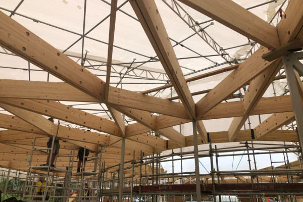 Stunning Glulam Roof Structure for a New Childcare Facility