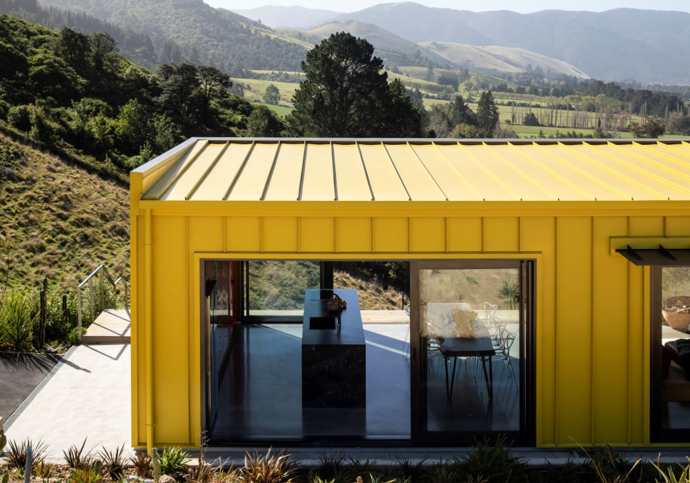Durable and Vibrant Colorsteel for a Stand-out Home
