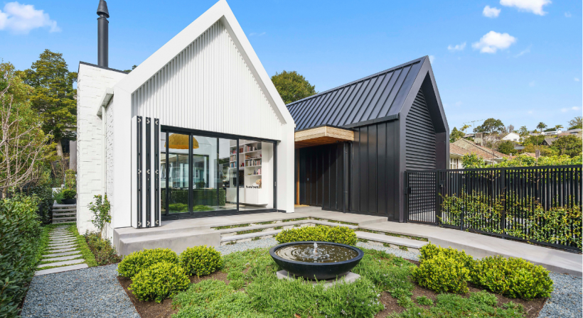 Gabled Pavilions and Metro Series ThermalHEART Maximises Light and Interconnectedness