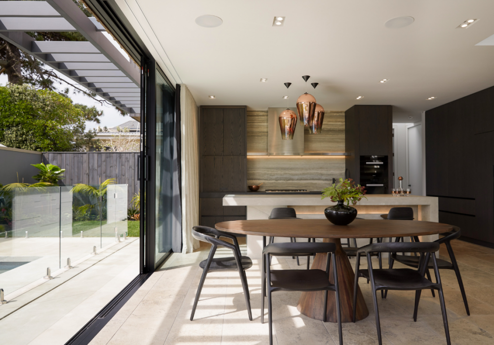 A Balance of Opulence and Practicality with Metro Series