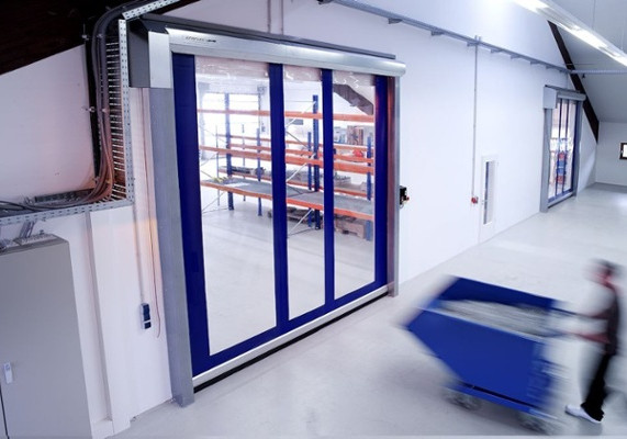 Food Preparation Facility Achieves Hygienic Separation with Custom High Speed Doors