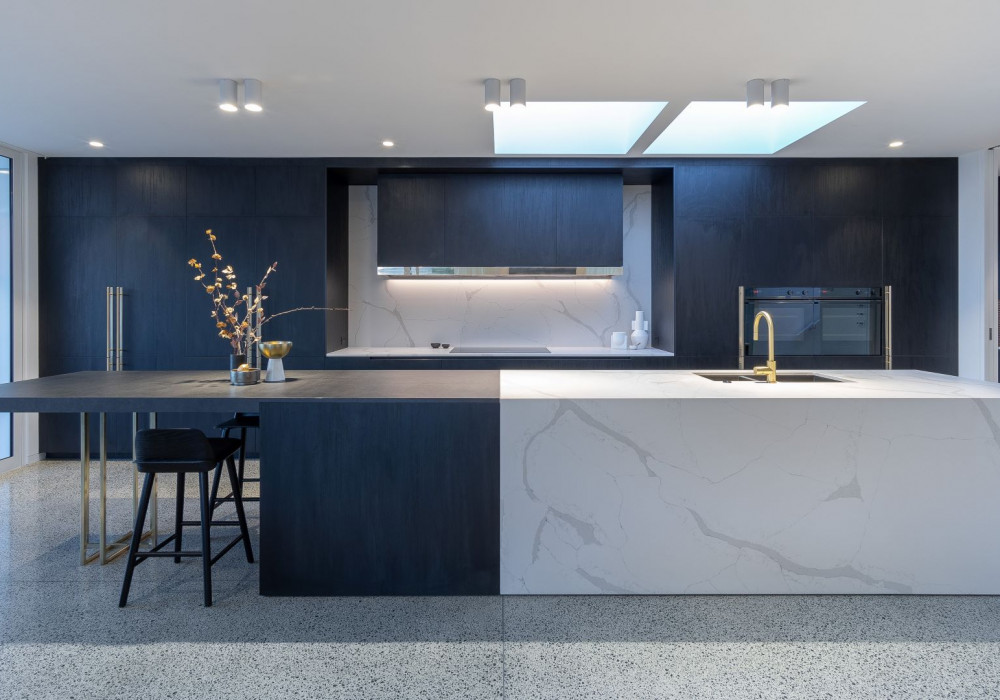 Modern Yet Timeless Kitchen Takes Centre Stage in Substantial Auckland Villa