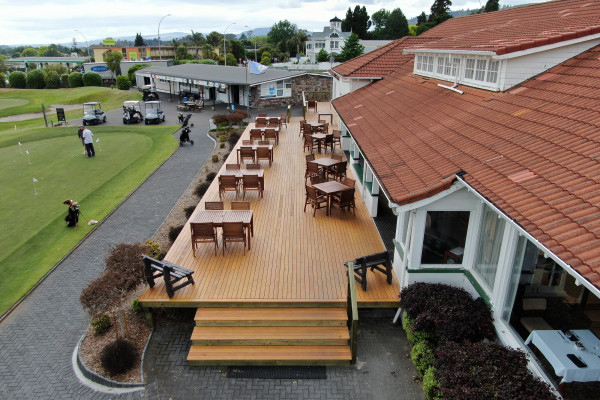 FSC-Certified Quartersawn KeyDeck Specified for Golf Club 