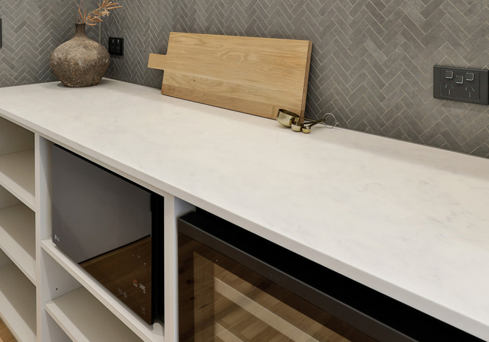 A Touch of Sophistication with EvoStone: Solid Surface Benchtop Solutions