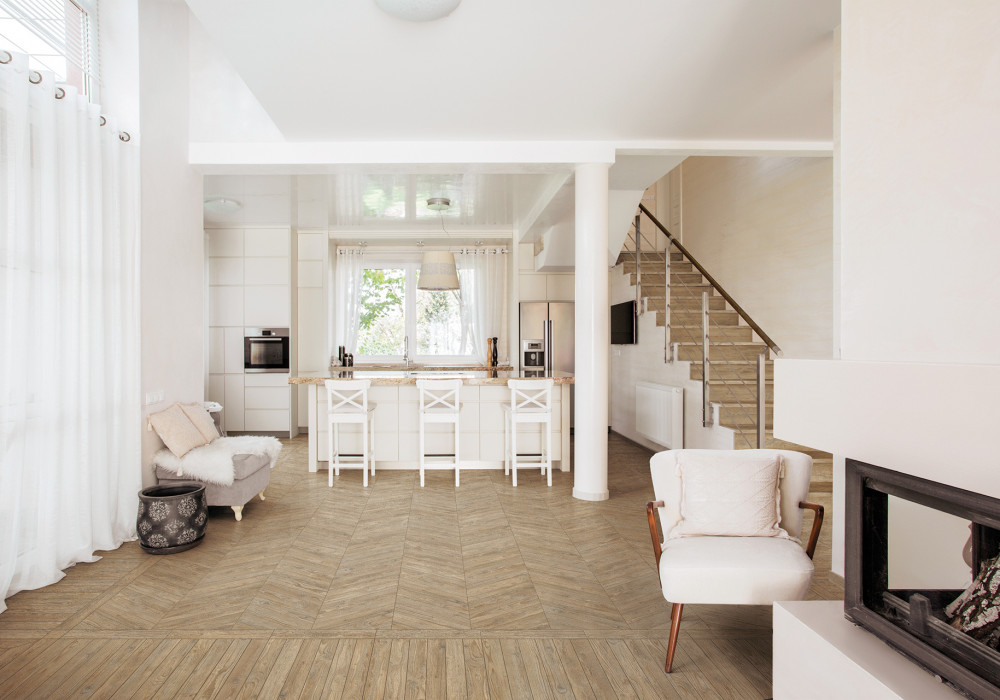 The Ongoing Popularity of Woodgrain Porcelain