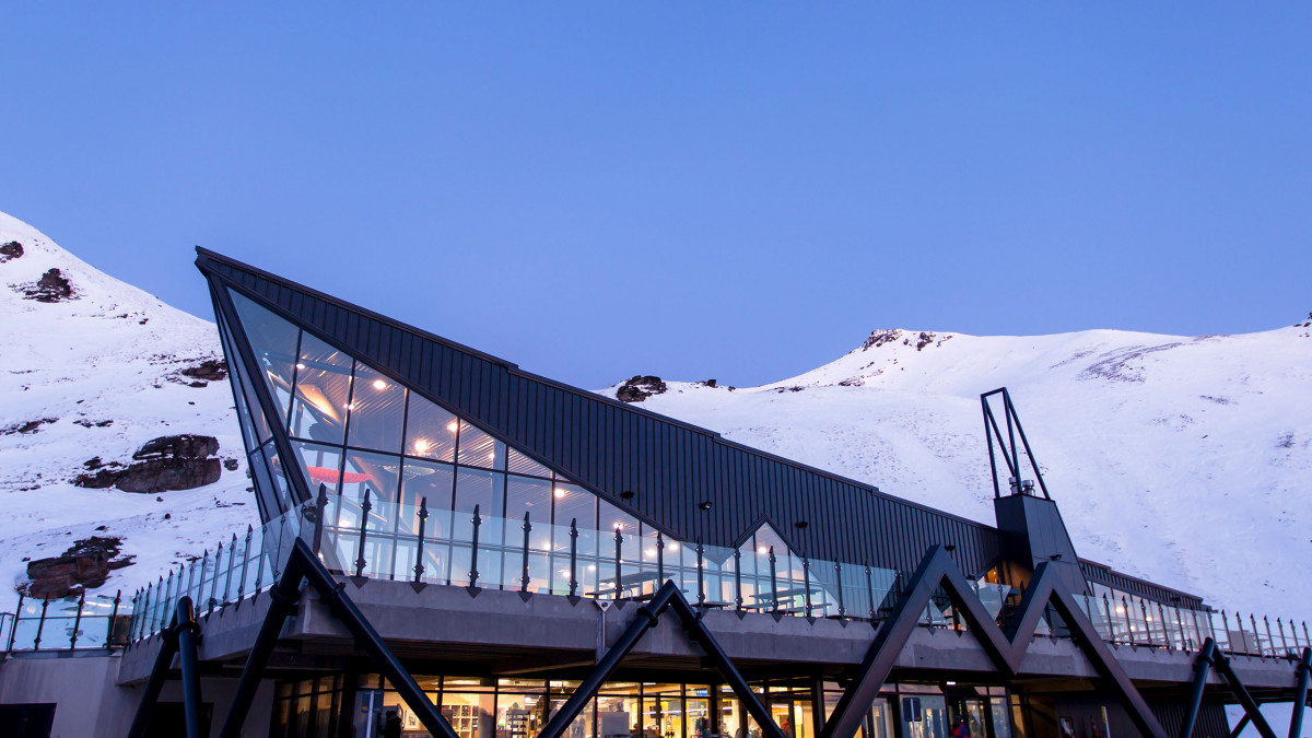 Remarkables Skifield Base building featuring KS1000RW Trapezoidal Roof and Wall Panel 100mm, R5.50.