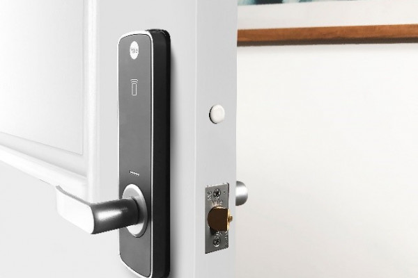 New Yale Unity Entrance Lock Fire Rated