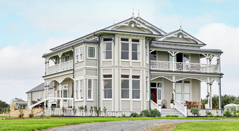 Marley Spouting Adds Pleasant Contrast to Vibrant Victorian Home