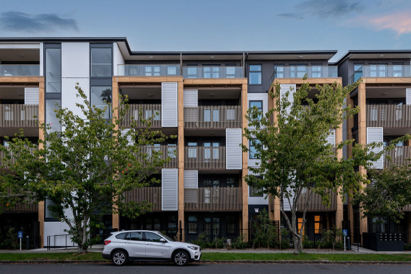 Logicwall System Helps Keep 25-Apartment Development on Track