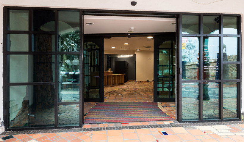 Colourful Curved Entrance Matting Chosen for Hundertwasser Art Centre