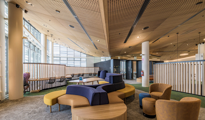 Décortech Acoustic Ceiling Brings Warmth of Timber to Te Ara Ātea