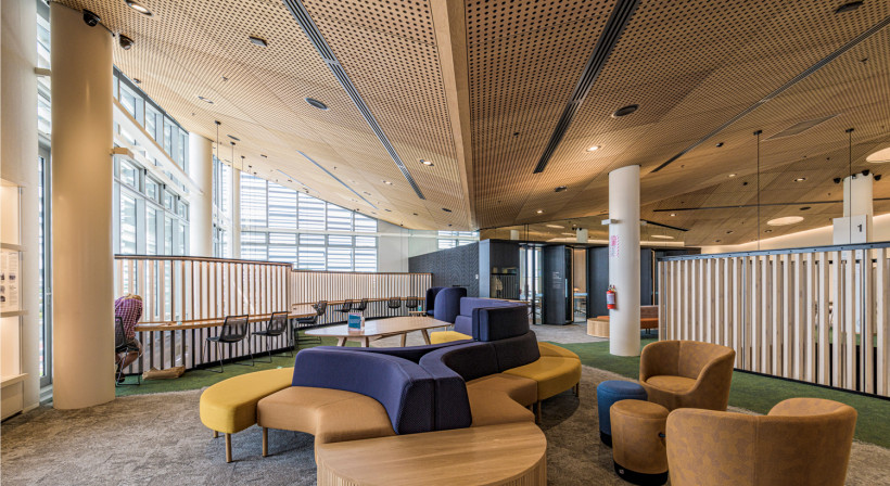 Décortech Acoustic Ceiling Brings Warmth of Timber to Te Ara ­Ātea