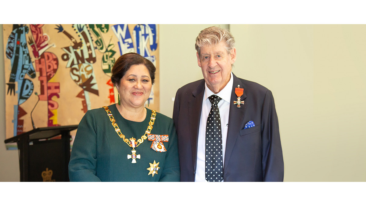 Dame Cindy and Ian Jackson at the 2022 New Year's Honours