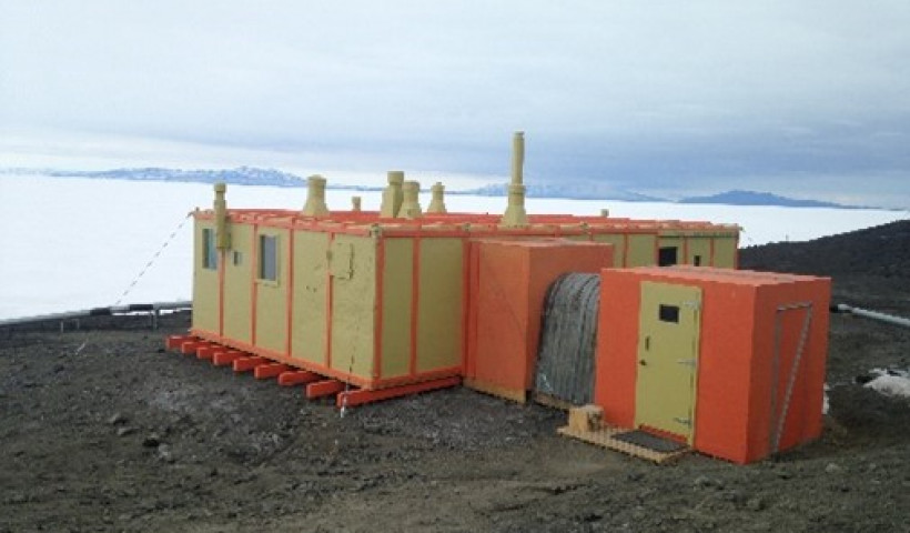 Dulux Paint Protects NZ's Southernmost Building in the World's Harshest Environment