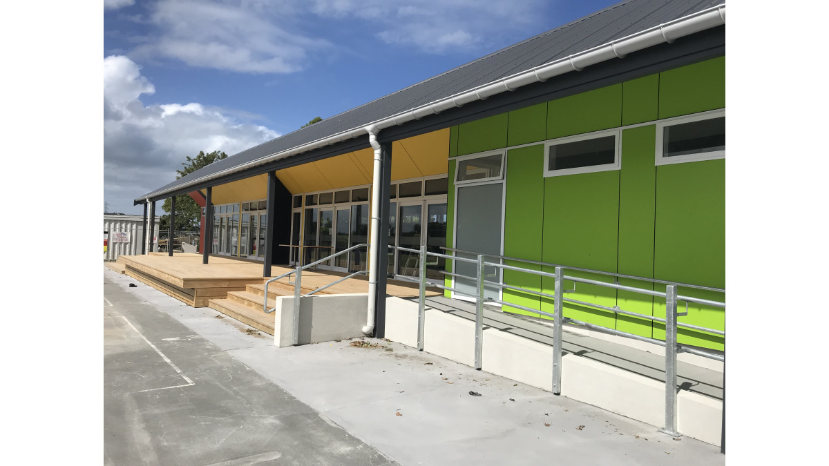 Ruakaka School featuring Trespa Meteon Uni-Colour. 