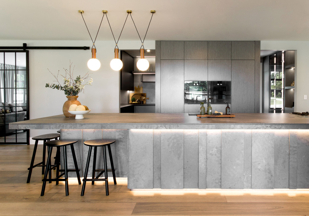 Natalie Du Bois Takes Wall Storage to New Heights with AVENTOS