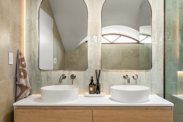 Tile Selection Invokes Sense of Luxury in Ensuite Revamp