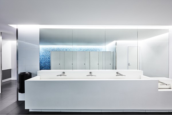 Dyson Airblade Wash+Dry Provides First Class Service for a First Class Airport 