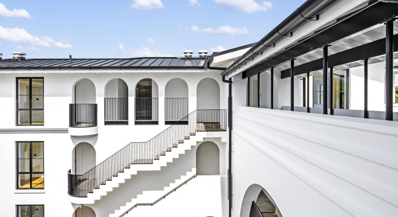 Fusing Modern Aesthetics with UNEX Finline Balustrade at The Arches, Mission Bay