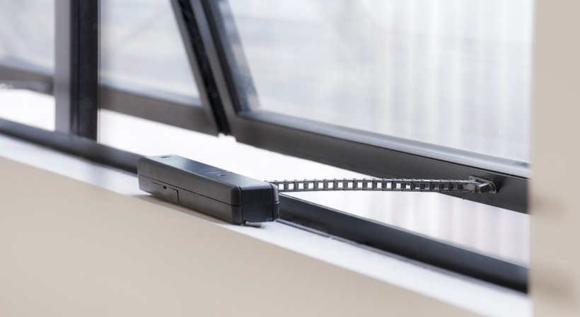 Yale's New Innovative Window Control System