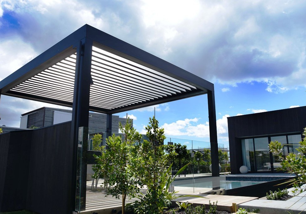 Fresh from Louvretec: The Free Standing Opening Roof