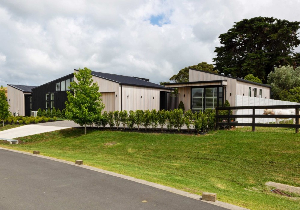 Versatile Elegance: DAA's Inspiring Design with Western Red Cedar