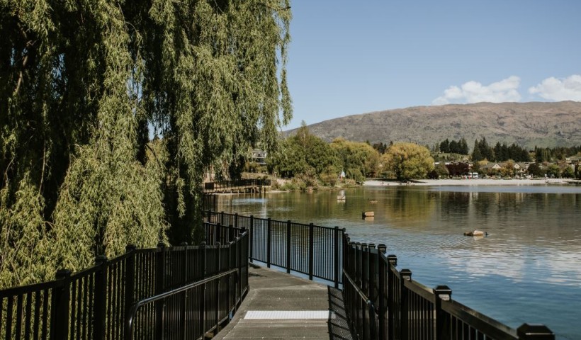 A Smart Balustrading Choice for Wanaka Lakefront Boardwalk