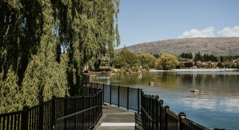 A Smart Balustrading Choice for Wanaka Lakefront Boardwalk 