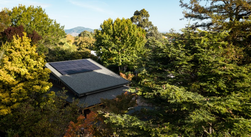 The Big Cottage with a Small Footprint