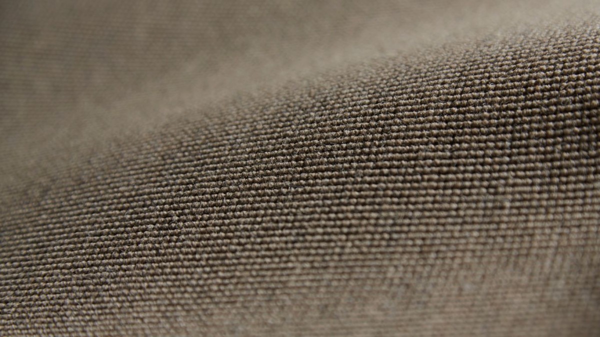 Højer Kontrakt wool blend (70%nz wool, 10% offshore wool, 20% nylon), flat weave commercially-rate broadloom. By Fletco Carpets.