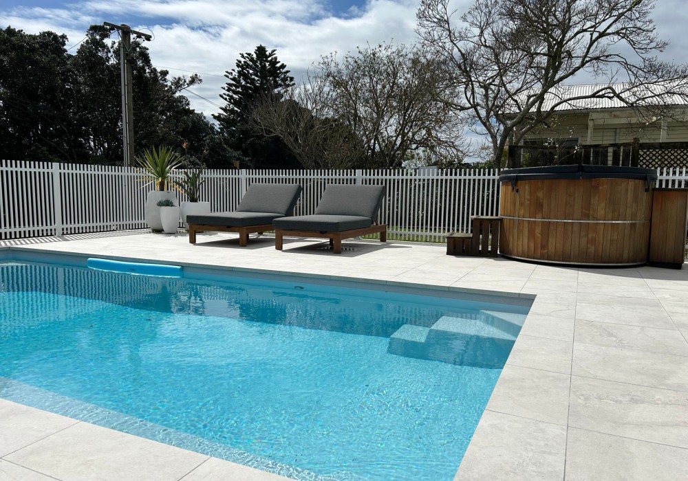 Porcelain Pavers for a Backyard Oasis