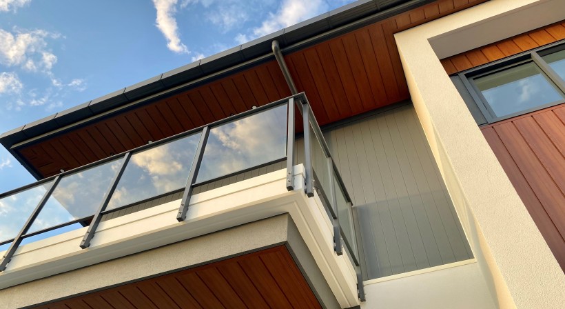 Metwood Brings the Warmth of Timber to Aluminium