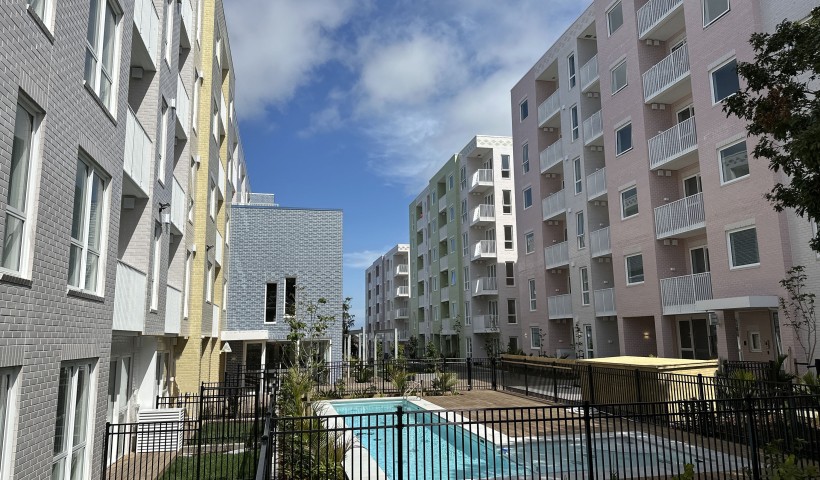 Custom Coloured Glazed Bricks Bring Character to Manaaki Apartments