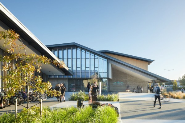 An “Exceptional Project” In Christchurch with Dramatic Glazing