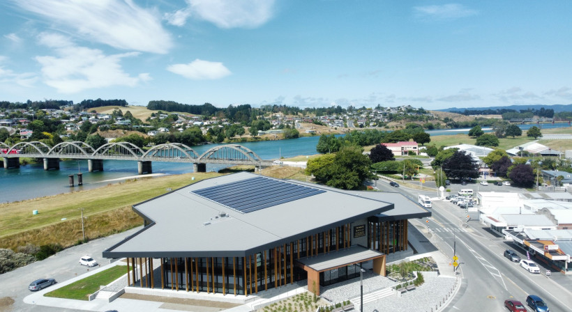 FiberthermX: A Cost-Effective High-Performance Warm Roof Solution