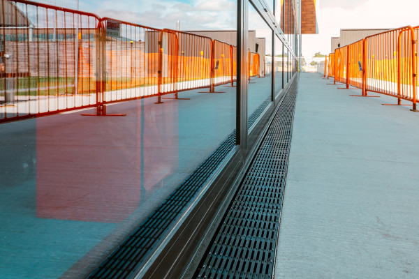Achieving MoE Design Standards for Level Threshold