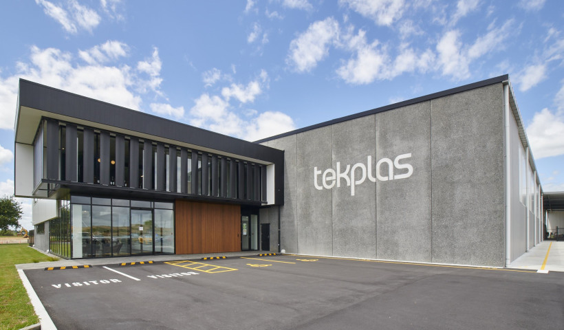 Achieving Distinctive Façades and Enhanced Energy Efficiency with ACMF Louvres and Screens