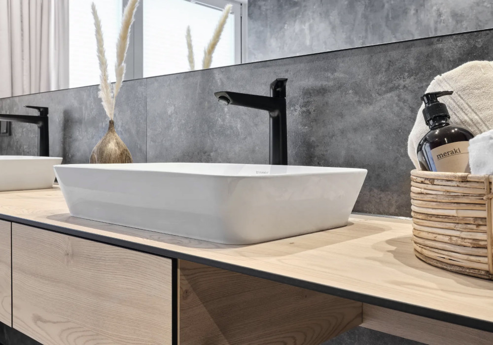 New Woodgrain Finishes for Durable and Easy to Clean Futura HPL
