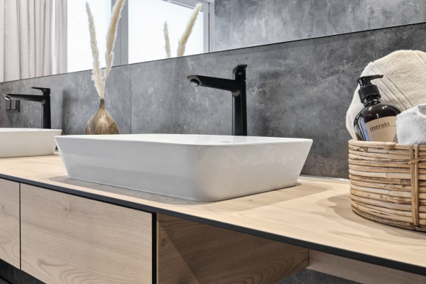 New Woodgrain Finishes for Durable and Easy to Clean Futura HPL