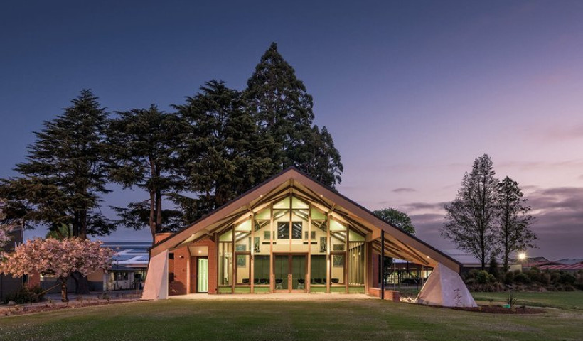 New Te Ao Mārama Whare Bridges Culture and Sustainability at Rangiora High School 