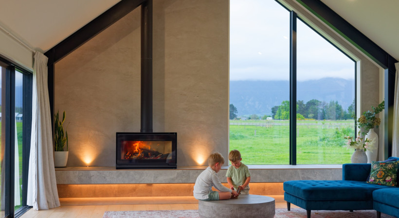 Escea’s Freestanding Wood Fireplace Offers the Best of Both Worlds