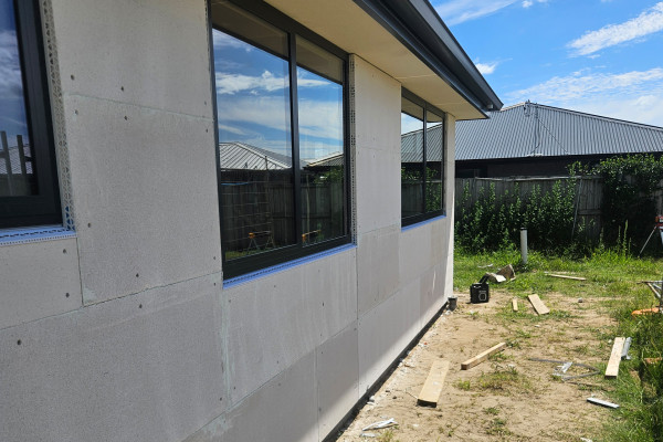Masons’ Complete AAC Cladding System with Premium Mineral Plaster