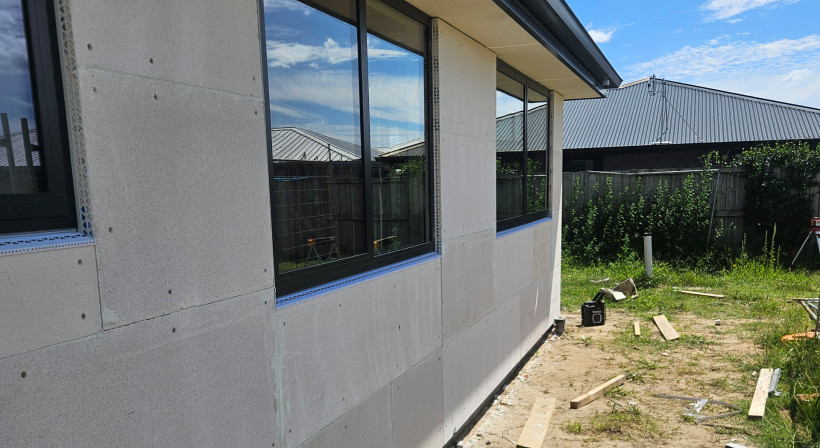 Masons’ Complete AAC Cladding System with Premium Mineral Plaster