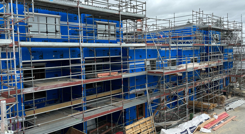 Masons UNI Cuts Completion Times by Keeping Tradesmen Working